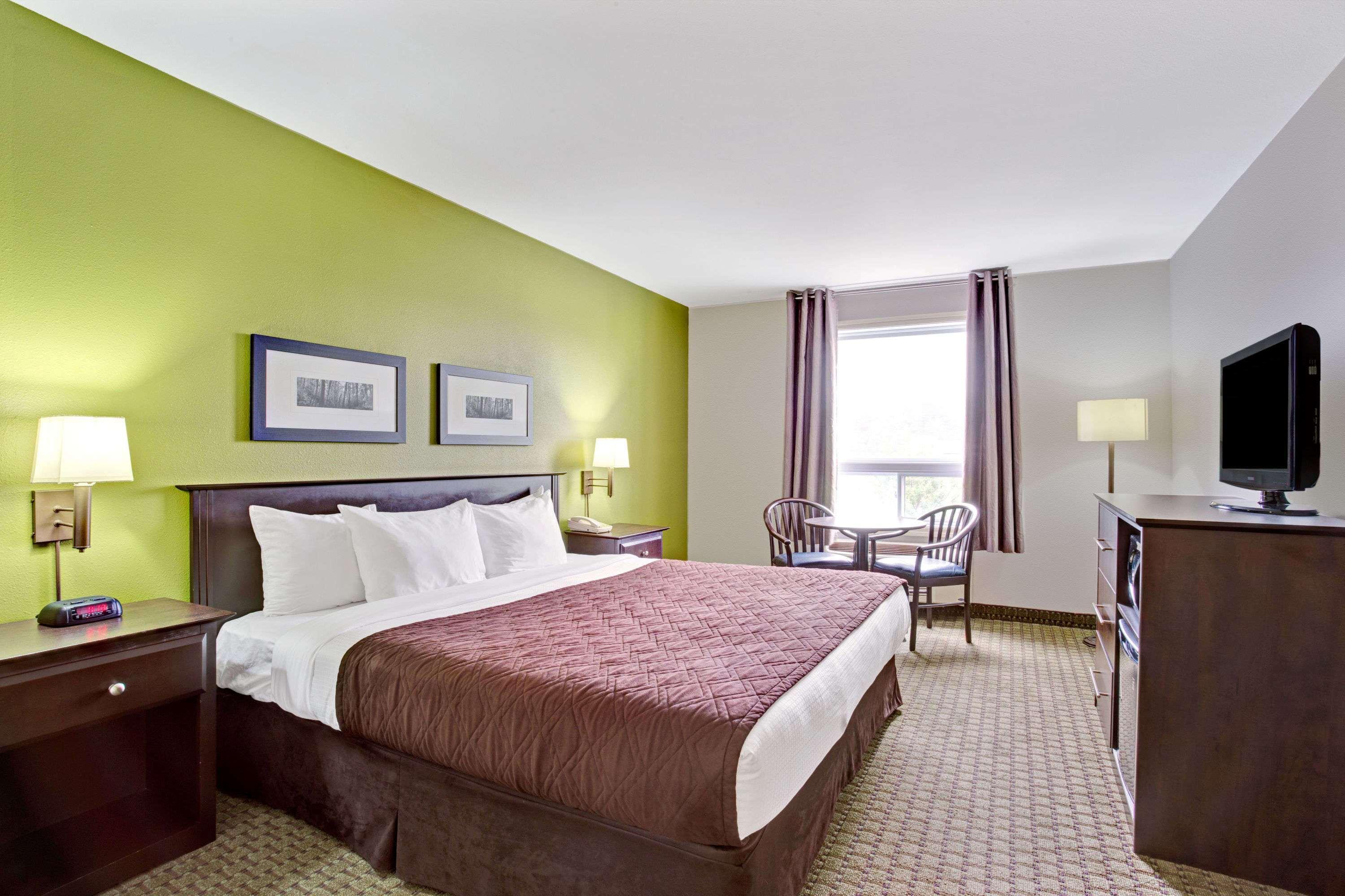 Super 8 By Wyndham St-Jerome Hotel Сен-Жером Екстериор снимка