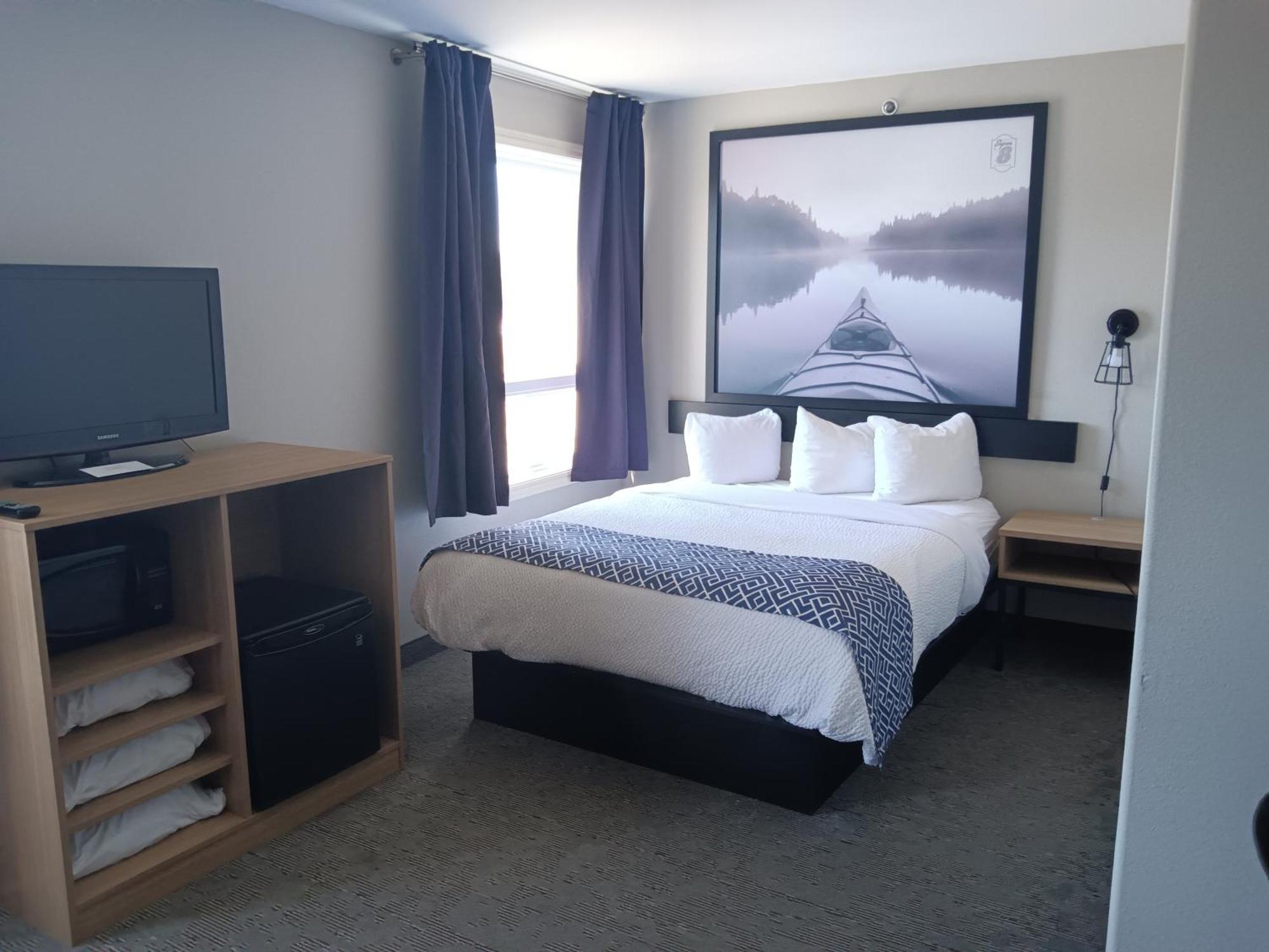 Super 8 By Wyndham St-Jerome Hotel Сен-Жером Екстериор снимка