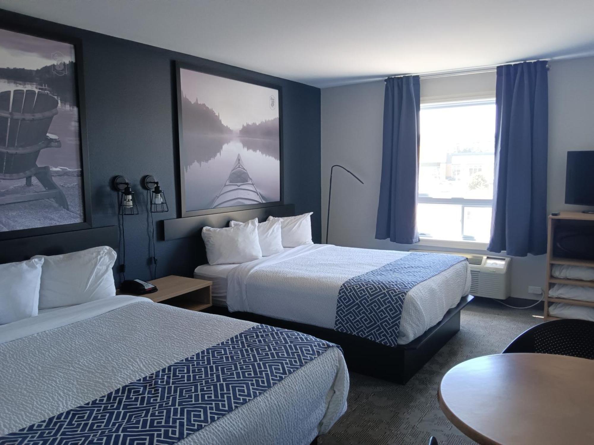 Super 8 By Wyndham St-Jerome Hotel Сен-Жером Екстериор снимка