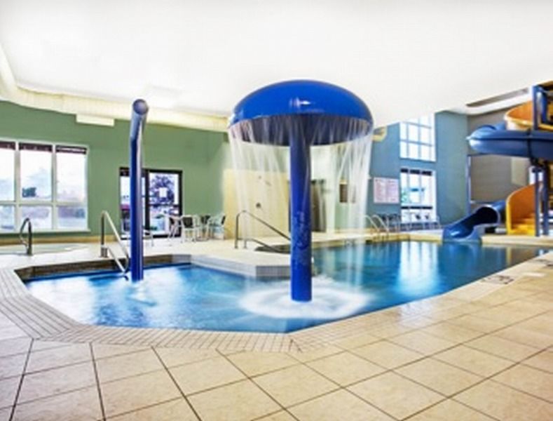 Super 8 By Wyndham St-Jerome Hotel Сен-Жером Екстериор снимка